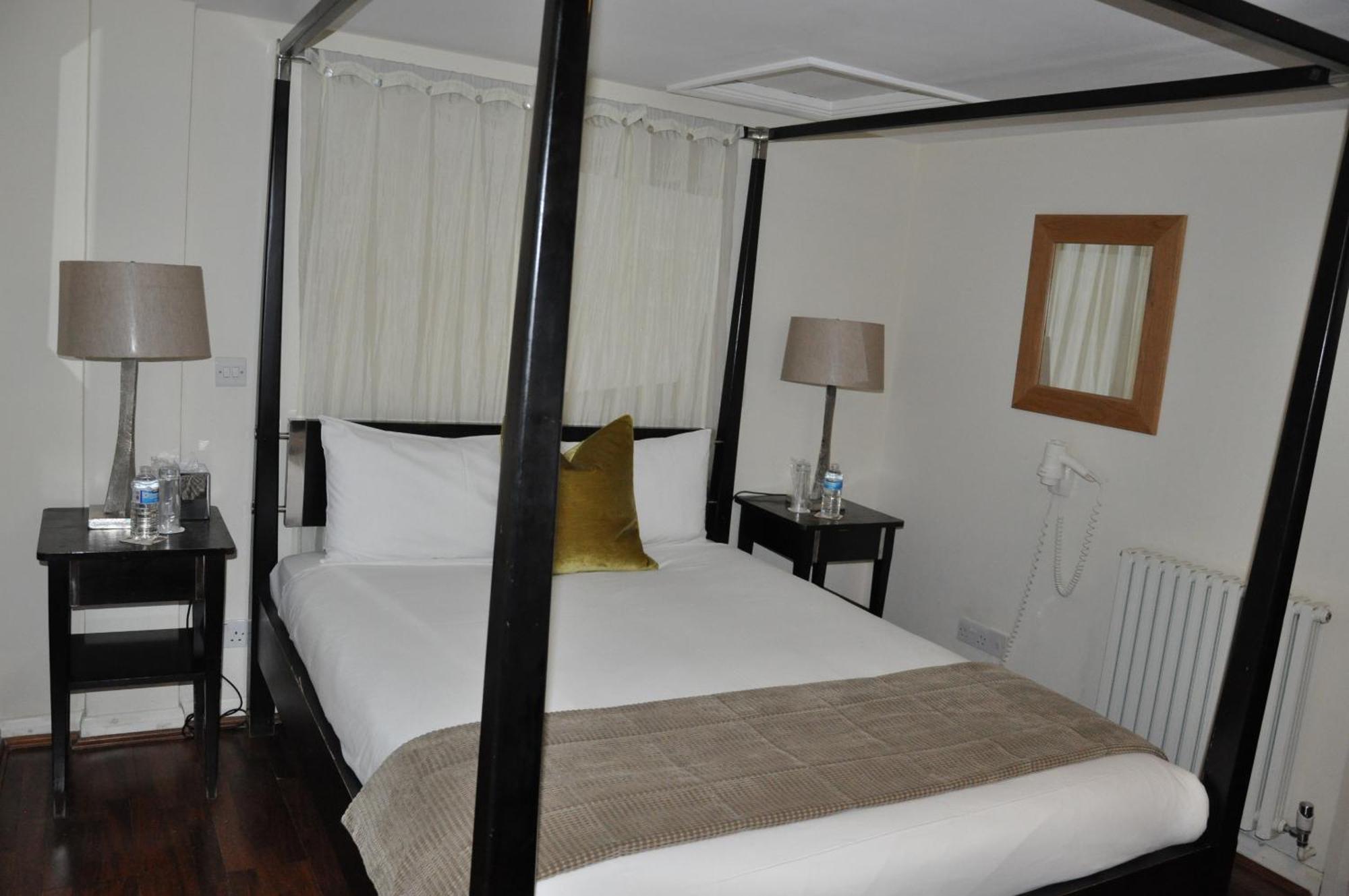 Hotel Nap Inn Барнет Экстерьер фото